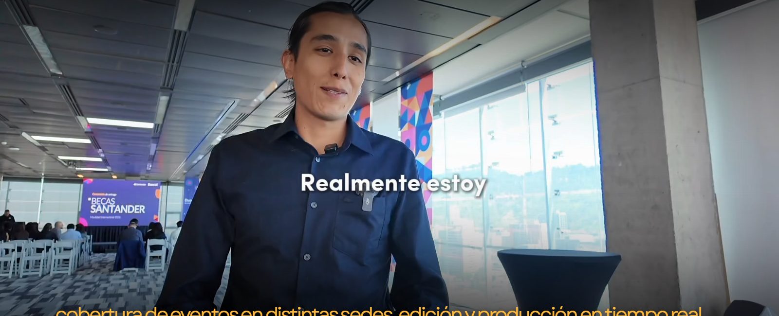 Entrevista durante la cobertura de un evento